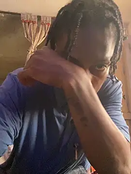 Snapshot of Larry-n-clouds chatting on 5, 12, 2025 Larry-n-clouds online show from 5, 12, 2025