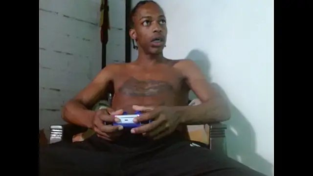 Snapshot of Larry-n-clouds chatting on 11, 1, 2026 Larry-n-clouds online show from 11, 1, 2026