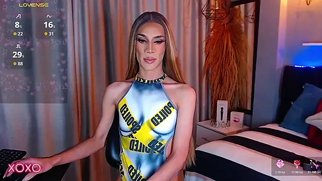 camila hootie online show from 2, 11, 2025