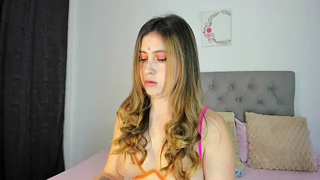 Nicol Swift  online show from 24, 10, 2025