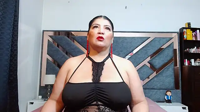 KarlaTesg online show from 27, 6, 2026