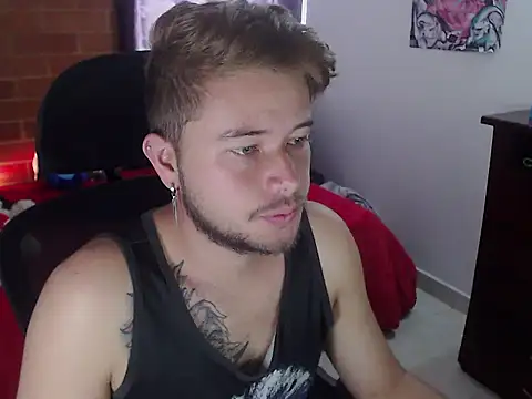 Snapshot of JOHANLEON1 chatting on 28, 10, 2025 JOHANLEON1 online show from 28, 10, 2025