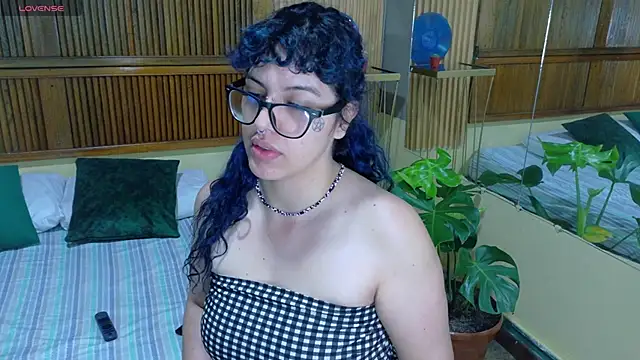 Eli666uwu online show from 5, 5, 2026
