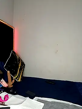 DarkButterfly99 online show from 13, 9, 2025