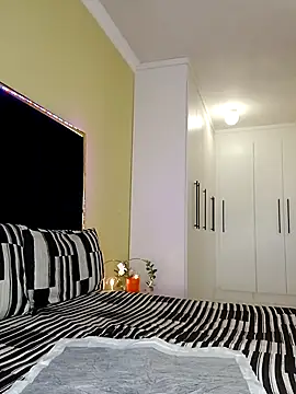 DarkButterfly99 online show from 22, 10, 2025