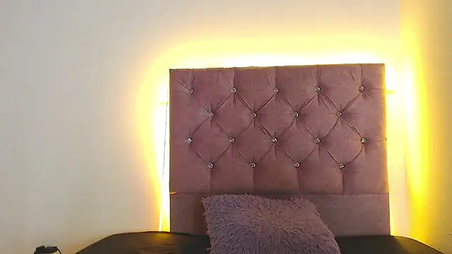 ANDREA TWERK ASS online show from 5, 5, 2026