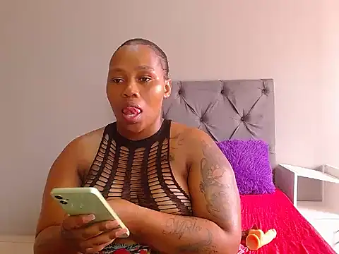 curvycloe1 online show from 10, 2, 2025