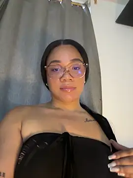 ashley Tompson1 online show from 26, 2, 2026