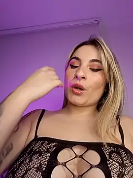 Snapshot of Rouse_A01 chatting on 19, 9, 2025 Rouse A01 online show from 19, 9, 2025