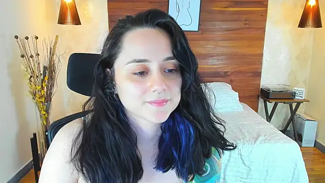 KatherineBond online show from 19, 2, 2025