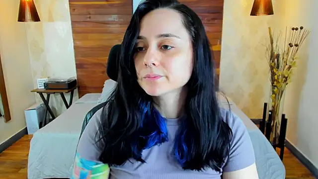 KatherineBond online show from 18, 3, 2025