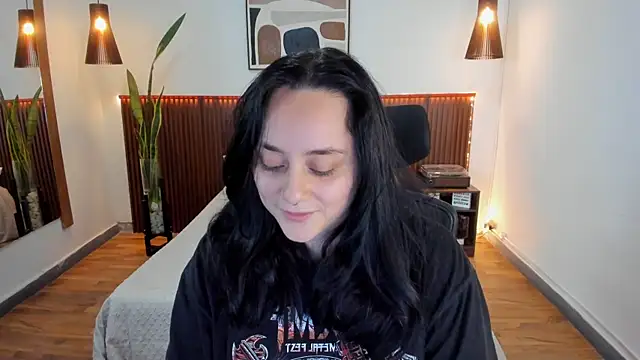 KatherineBond online show from 13, 10, 2025