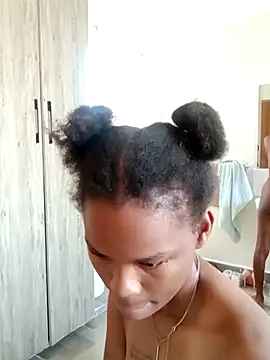 kelsie421 online show from 28, 2, 2025