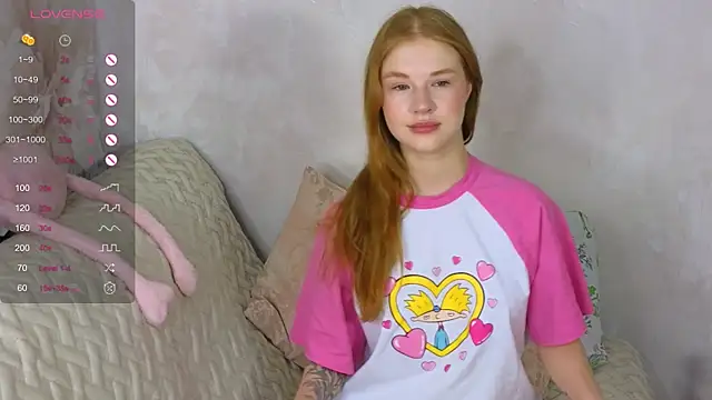 Snapshot of TrissMerigold9 chatting on 23, 12, 2024 TrissMerigold9 online show from 23, 12, 2024