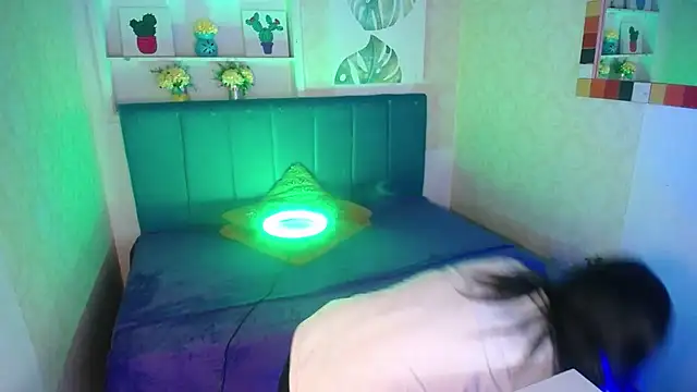 AnnaliOlsenX online show from 20, 2, 2025