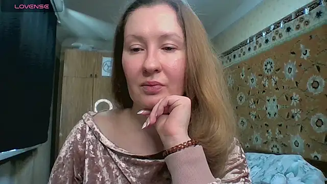 AnnaXLovers online show from 10, 2, 2026