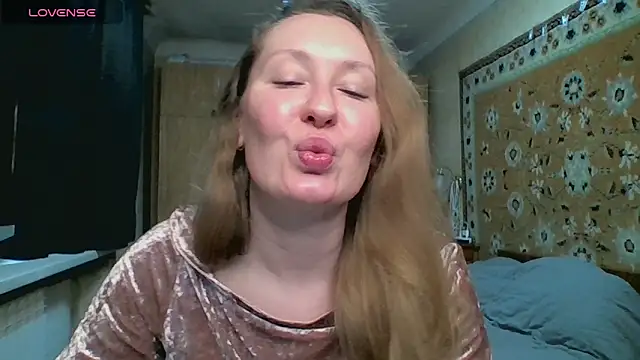 AnnaXLovers online show from 5, 5, 2026