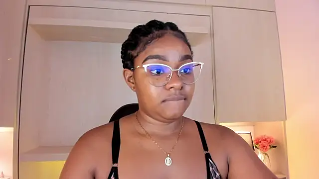 tamaraa smiith online show from 3, 11, 2025