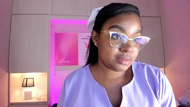 tamaraa smiith online show from 3, 12, 2025