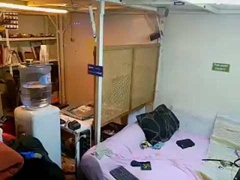 turkfucker online show from 26, 9, 2025