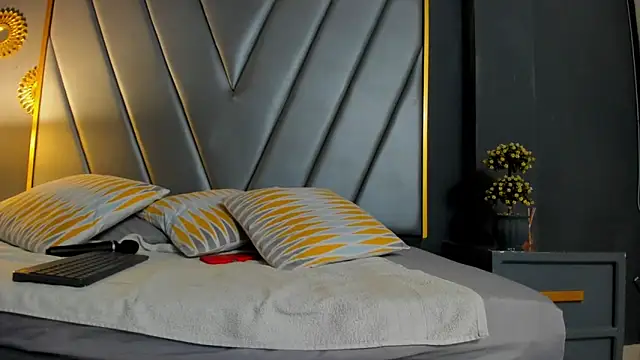 BrendaAdams  online show from 19, 3, 2026