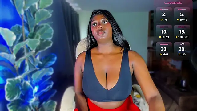 Almaahotxxx online show from 19, 5, 2026