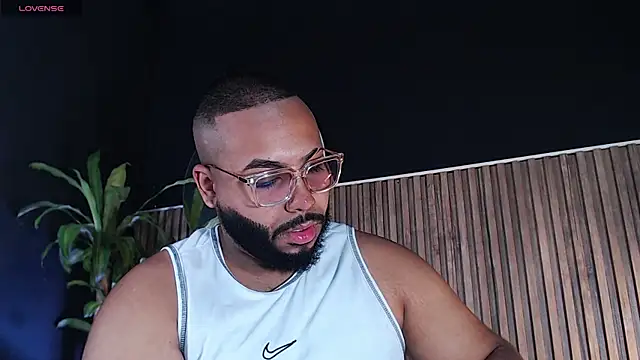 Snapshot of DilanJonnes_ chatting on 31, 12, 2024 DilanJonnes  online show from 31, 12, 2024