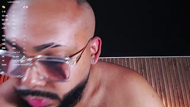 Snapshot of DilanJonnes_ chatting on 18, 3, 2025 DilanJonnes  online show from 18, 3, 2025