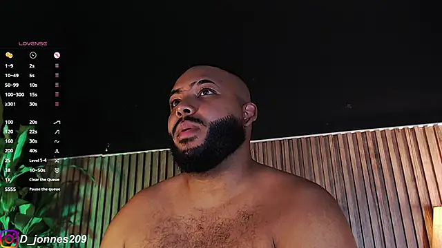 Snapshot of DilanJonnes_ chatting on 2, 10, 2025 DilanJonnes  online show from 2, 10, 2025