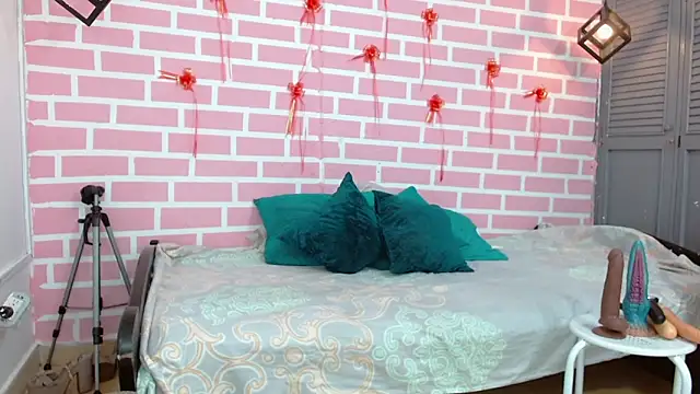 Snapshot of emy_0 chatting on 13, 3, 2025 emy 0 online show from 13, 3, 2025