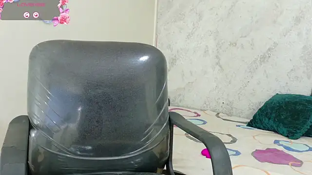 Snapshot of emy_0 chatting on 14, 3, 2026 emy 0 online show from 14, 3, 2026