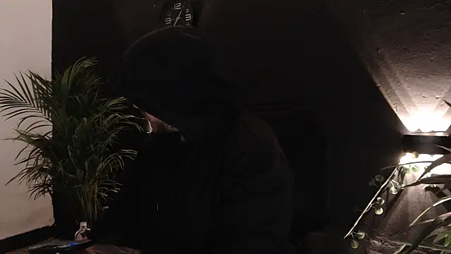 Ash gusbig online show from 31, 1, 2025