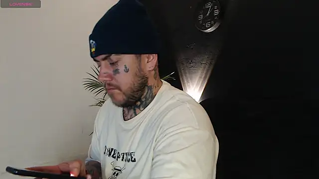 Ash gusbig online show from 6, 2, 2025