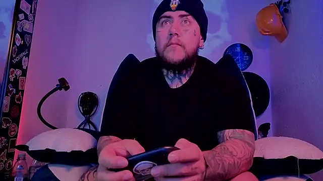 Ash gusbig online show from 18, 9, 2025