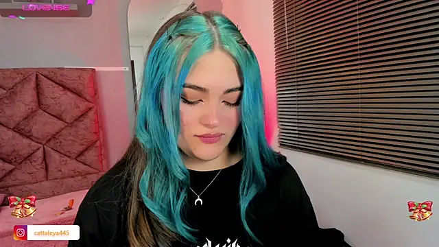 Snapshot of cattaleya___ chatting on 13, 12, 2024 cattaleya online show from 13, 12, 2024