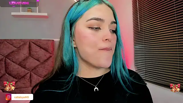 Snapshot of cattaleya___ chatting on 13, 12, 2024 cattaleya online show from 13, 12, 2024