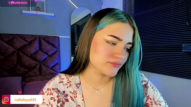 Snapshot of cattaleya___ chatting on 11, 1, 2025 cattaleya online show from 11, 1, 2025