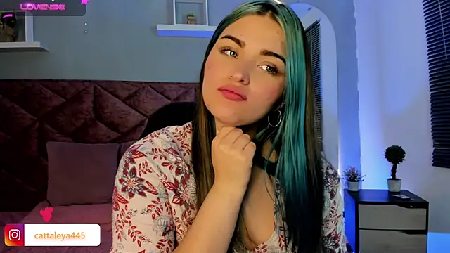 Snapshot of cattaleya___ chatting on 11, 1, 2025 cattaleya online show from 11, 1, 2025