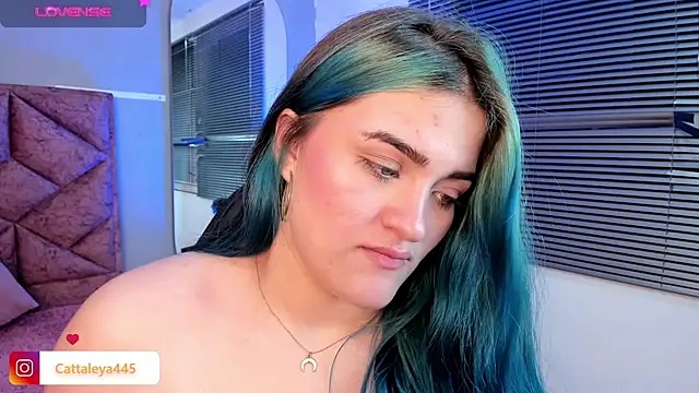 Snapshot of cattaleya___ chatting on 11, 2, 2025 cattaleya online show from 11, 2, 2025