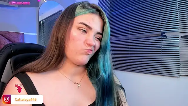 Snapshot of cattaleya___ chatting on 11, 2, 2025 cattaleya online show from 11, 2, 2025