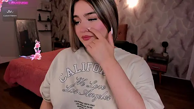 Snapshot of cattaleya___ chatting on 10, 10, 2025 cattaleya online show from 10, 10, 2025