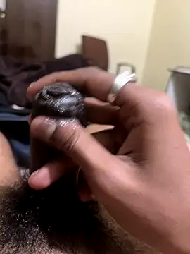 Snapshot of hairydude49 chatting on 16, 11, 2025 hairydude49 online show from 16, 11, 2025