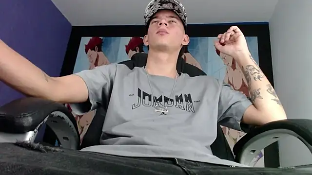 Snapshot of FrannBoy chatting on 3, 1, 2025 FrannBoy online show from 3, 1, 2025