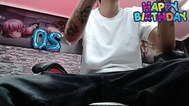 Snapshot of FrannBoy chatting on 15, 2, 2025 FrannBoy online show from 15, 2, 2025