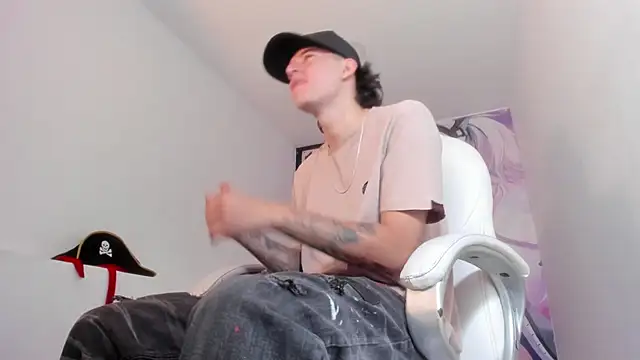 Snapshot of FrannBoy chatting on 12, 3, 2026 FrannBoy online show from 12, 3, 2026