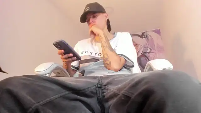 Snapshot of FrannBoy chatting on 21, 3, 2026 FrannBoy online show from 21, 3, 2026