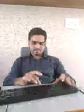 Snapshot of indianguy89 chatting on 18, 12, 2024 indianguy89 online show from 18, 12, 2024