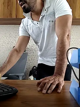 Snapshot of indianguy89 chatting on 15, 3, 2026 indianguy89 online show from 15, 3, 2026