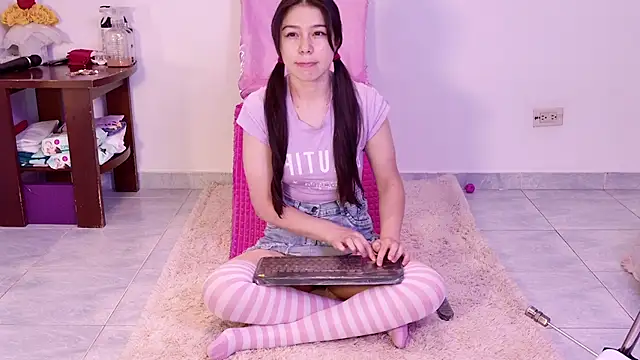 pink flower  online show from 23, 9, 2025