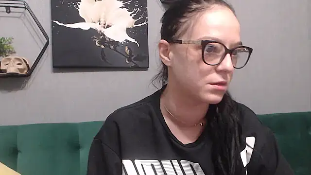 IzabelllNoir online show from 21, 2, 2025